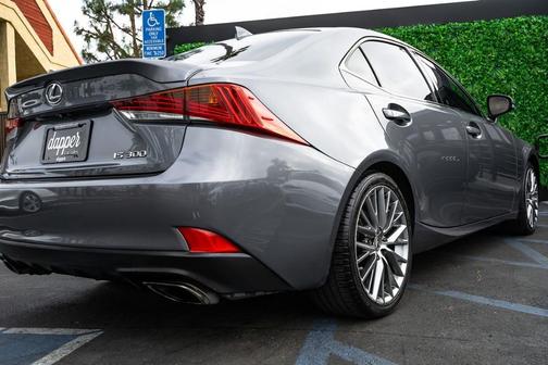 2018 Lexus IS 300 Base