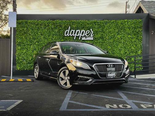 2016 Hyundai SONATA Hybrid Limited