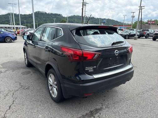 2018 Nissan Rogue Sport S