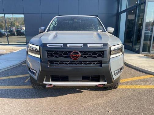 2025 Nissan Frontier PRO-X
