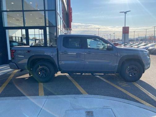 2025 Nissan Frontier PRO-X