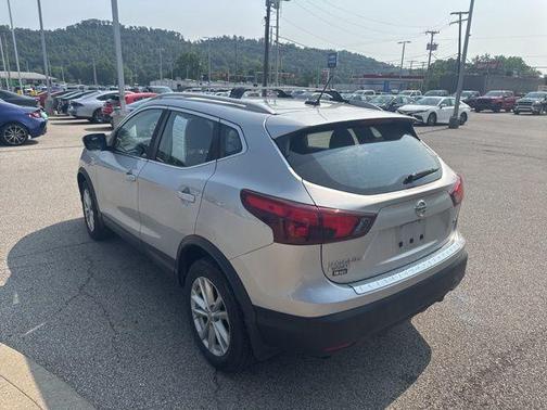 2017 Nissan Rogue Sport SV