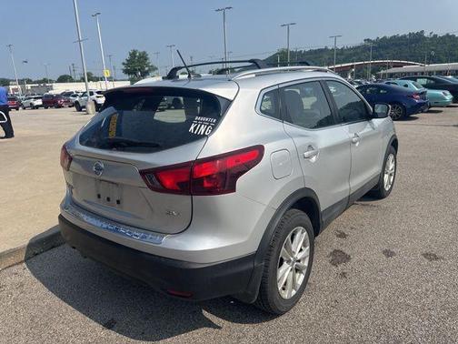 2017 Nissan Rogue Sport SV