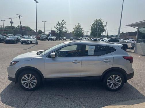 2017 Nissan Rogue Sport SV