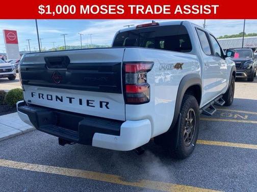 2025 Nissan Frontier PRO-4X