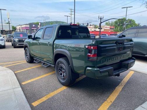 2025 Nissan Frontier PRO-4X