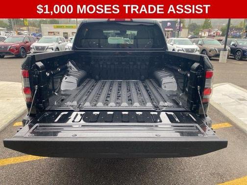 2025 Nissan Frontier SV