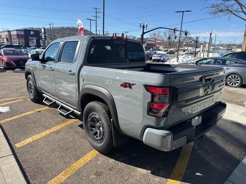 2025 Nissan Frontier PRO-4X