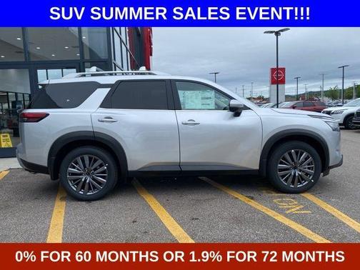 2025 Nissan Pathfinder SL