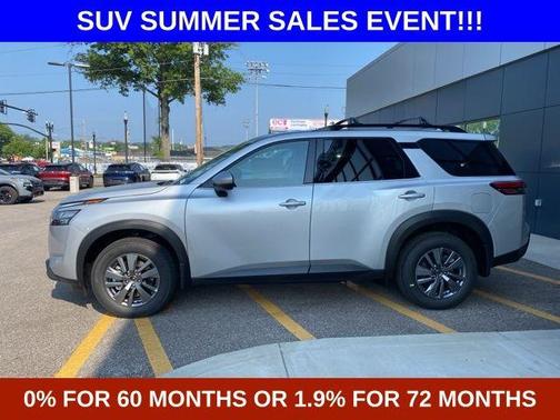 2025 Nissan Pathfinder SV