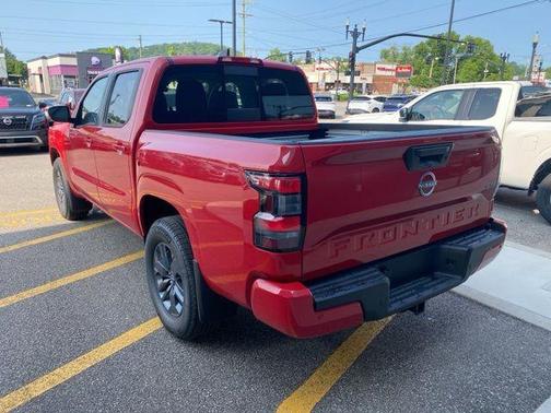 2025 Nissan Frontier SV
