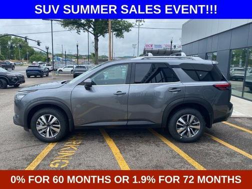 2025 Nissan Pathfinder SL