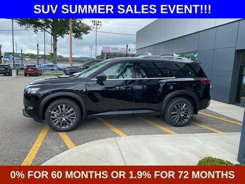 2025 Nissan Pathfinder SL