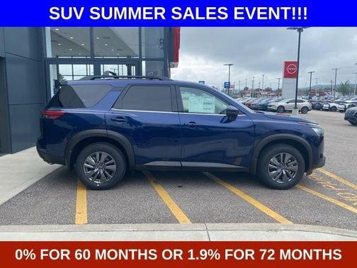 2025 Nissan Pathfinder SV