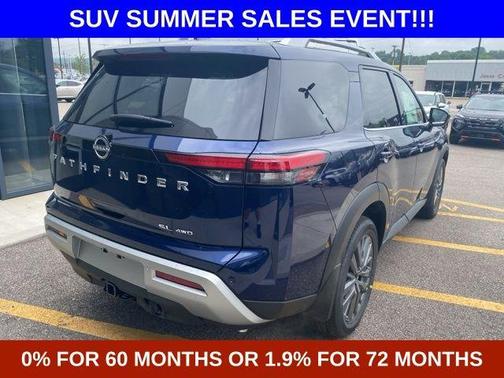 2025 Nissan Pathfinder SL