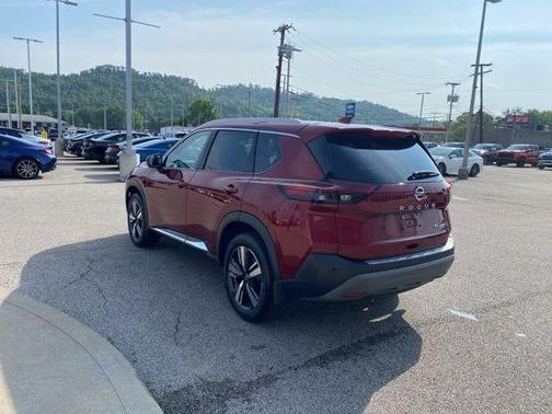 2021 Nissan Rogue SL