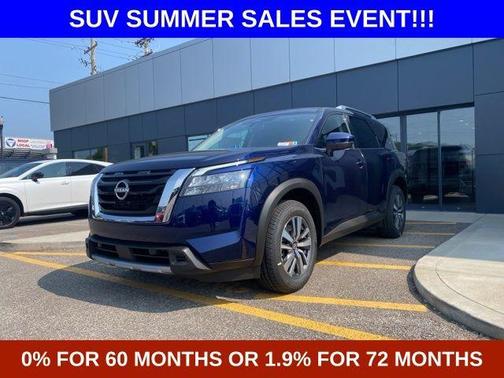 2025 Nissan Pathfinder SL