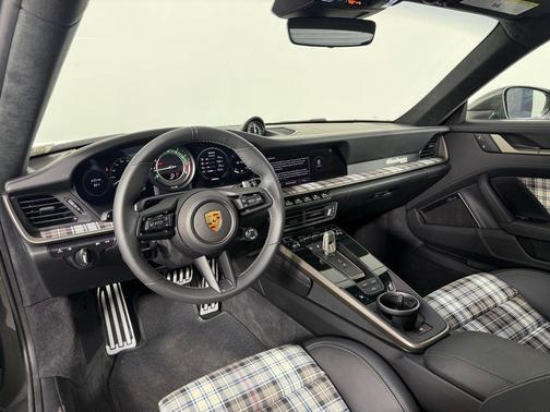 2025 Porsche 911 Turbo