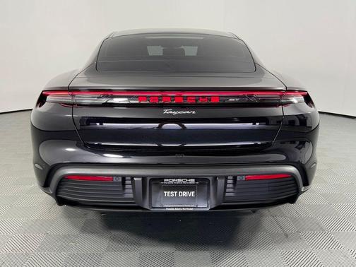 2025 Porsche Taycan Base