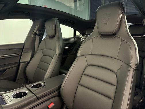 2025 Porsche Taycan Base