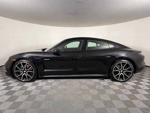 2025 Porsche Taycan Base