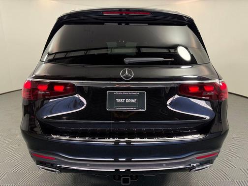 Obsidian Black Metallic 2025 Mercedes-Benz GLS 450 4MATIC