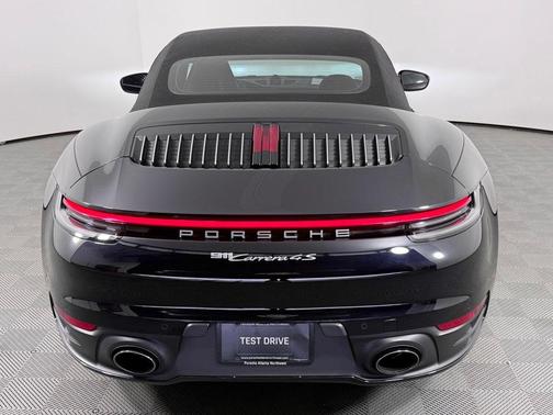 Jet Black Metallic 2022 Porsche 911 Carrera 4S