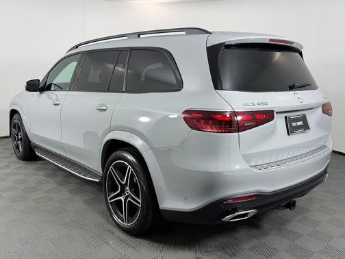 2025 Mercedes-Benz GLS 450 4MATIC