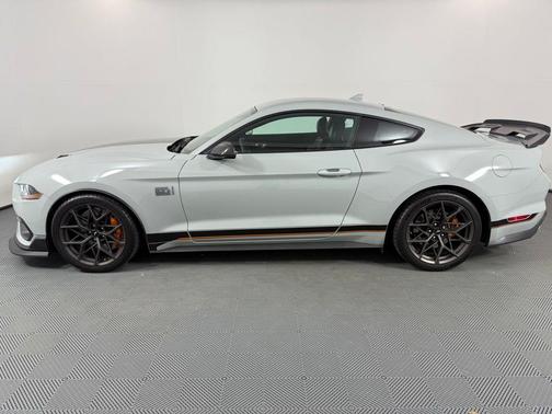 2021 Ford Mustang Mach 1