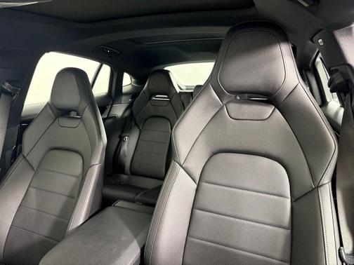 2024 Porsche Panamera Base