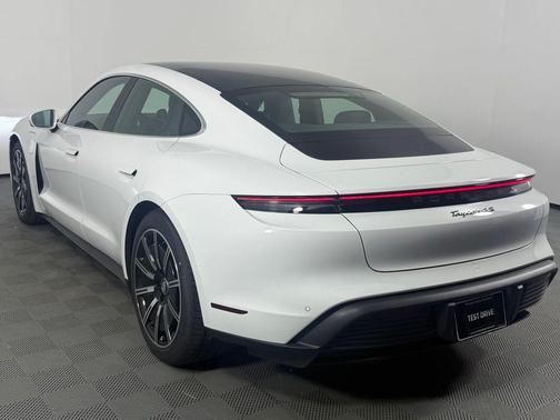 2023 Porsche Taycan 4S