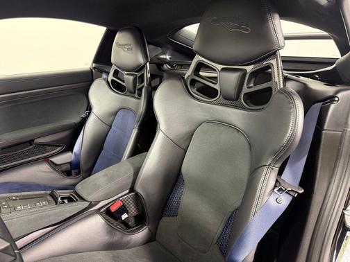 2024 Porsche 718 Cayman GT4 RS