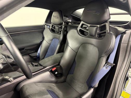 2024 Porsche 718 Cayman GT4 RS