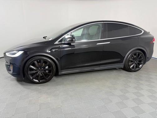 2016 Tesla Model X 90D