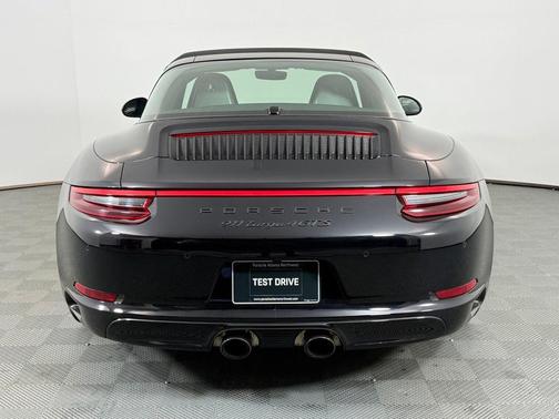 2019 Porsche 911 Targa 4 GTS