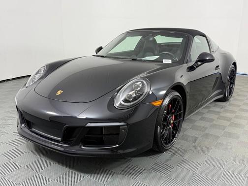 2019 Porsche 911 Targa 4 GTS