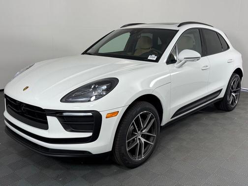 2025 Porsche Macan Base