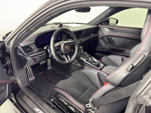 Jet Black Metallic 2026 Porsche 911 GT3