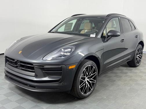 2025 Porsche Macan Base