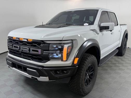 Avalanche 2024 Ford F-150 Raptor