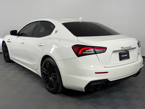 2022 Maserati Ghibli GT