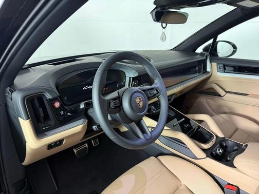 2025 Porsche Cayenne S