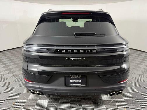 2026 Porsche Cayenne S