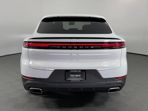 2026 Porsche Cayenne AWD