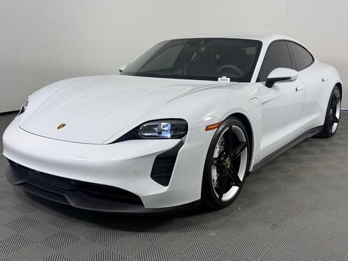 2024 Porsche Taycan GTS