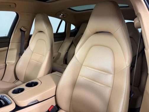 2020 Porsche Panamera 4S