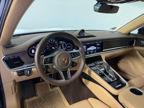 2020 Porsche Panamera 4S