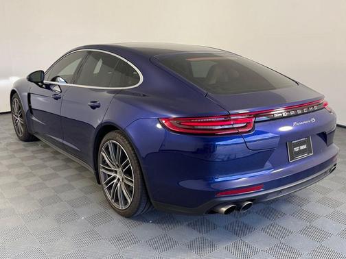 2020 Porsche Panamera 4S