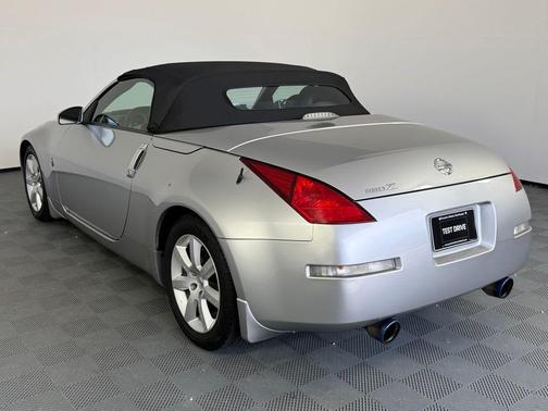 2004 Nissan 350Z Touring