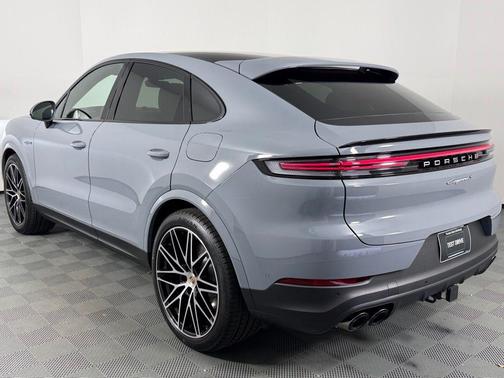 2026 Porsche Cayenne S